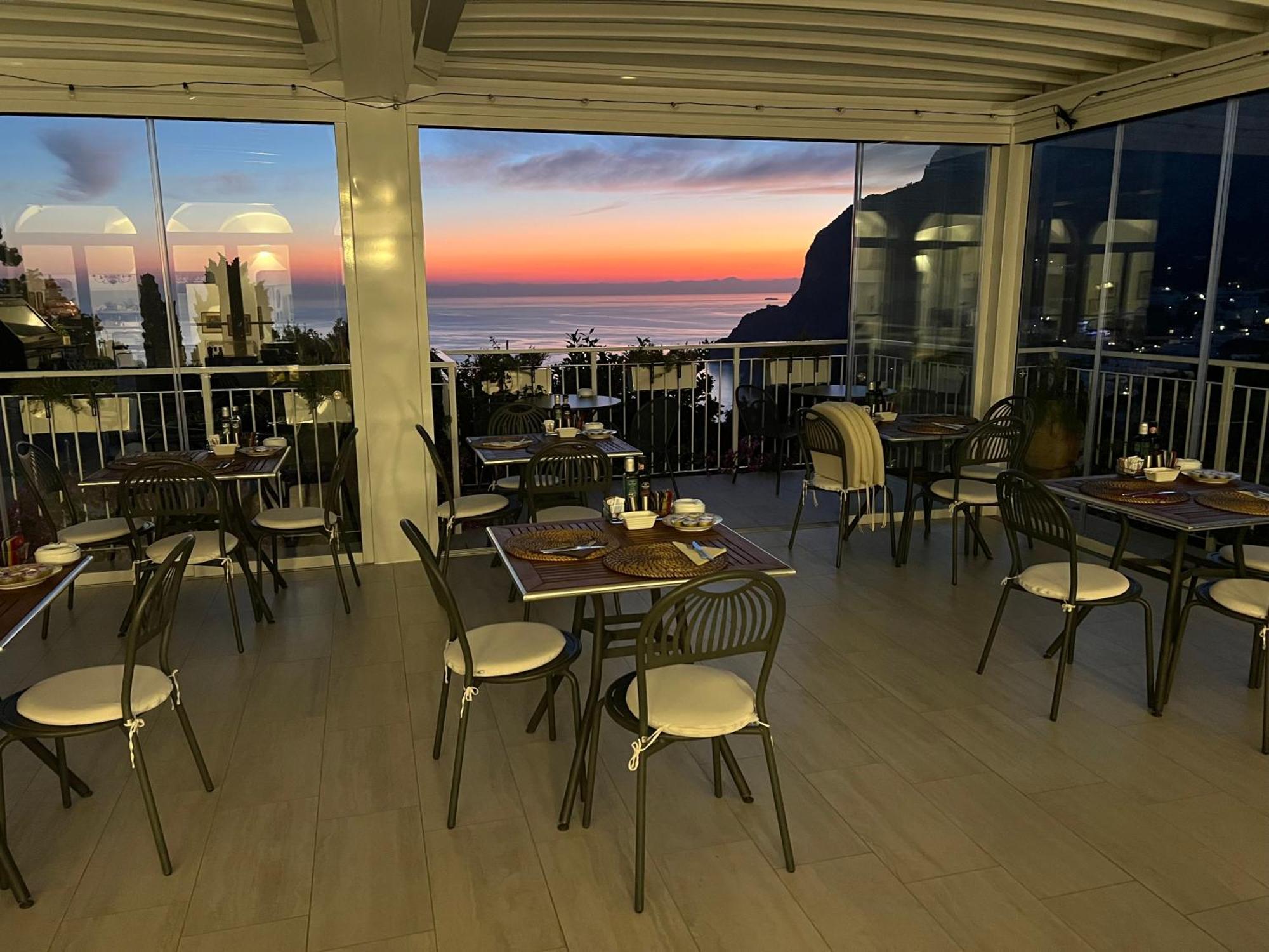 Hotel La Reginella 2*